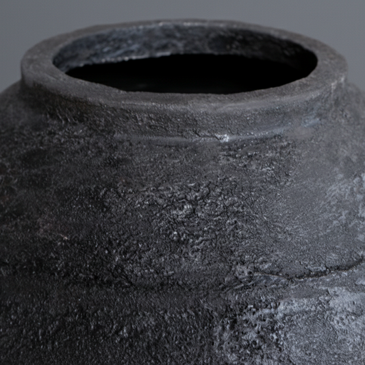 Dante Dark Grey & Black Pot