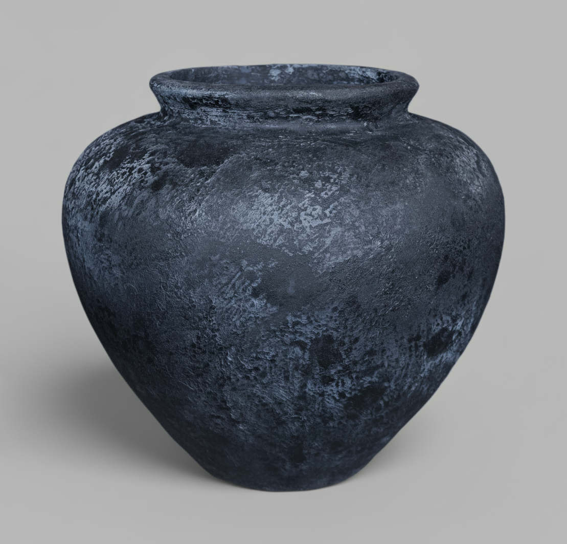Alessandro Distressed Black Pot
