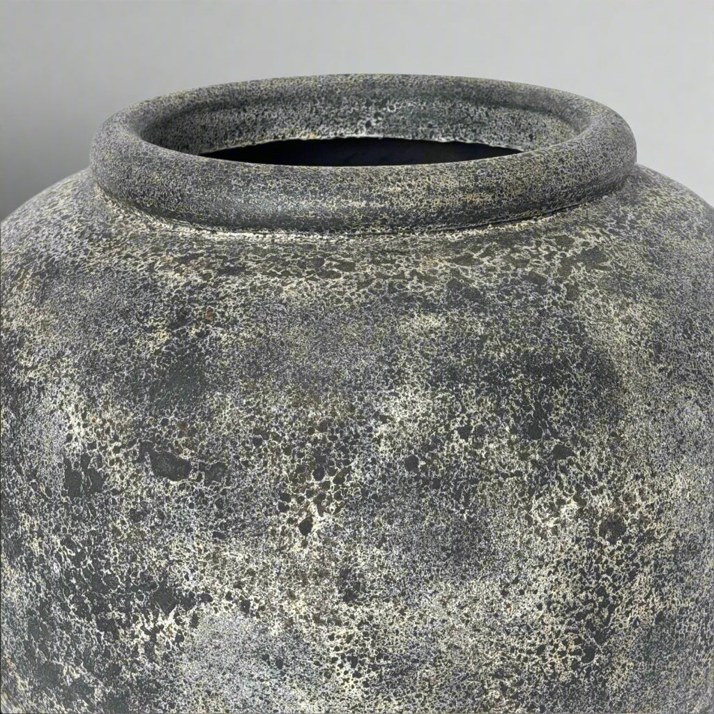 Milan Distressed Grey Terracotta Pot