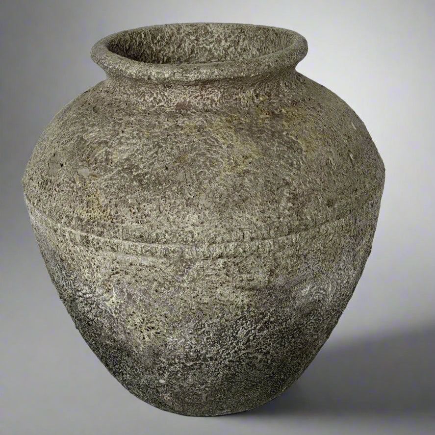 Antwerp Distressed Terracotta Pot