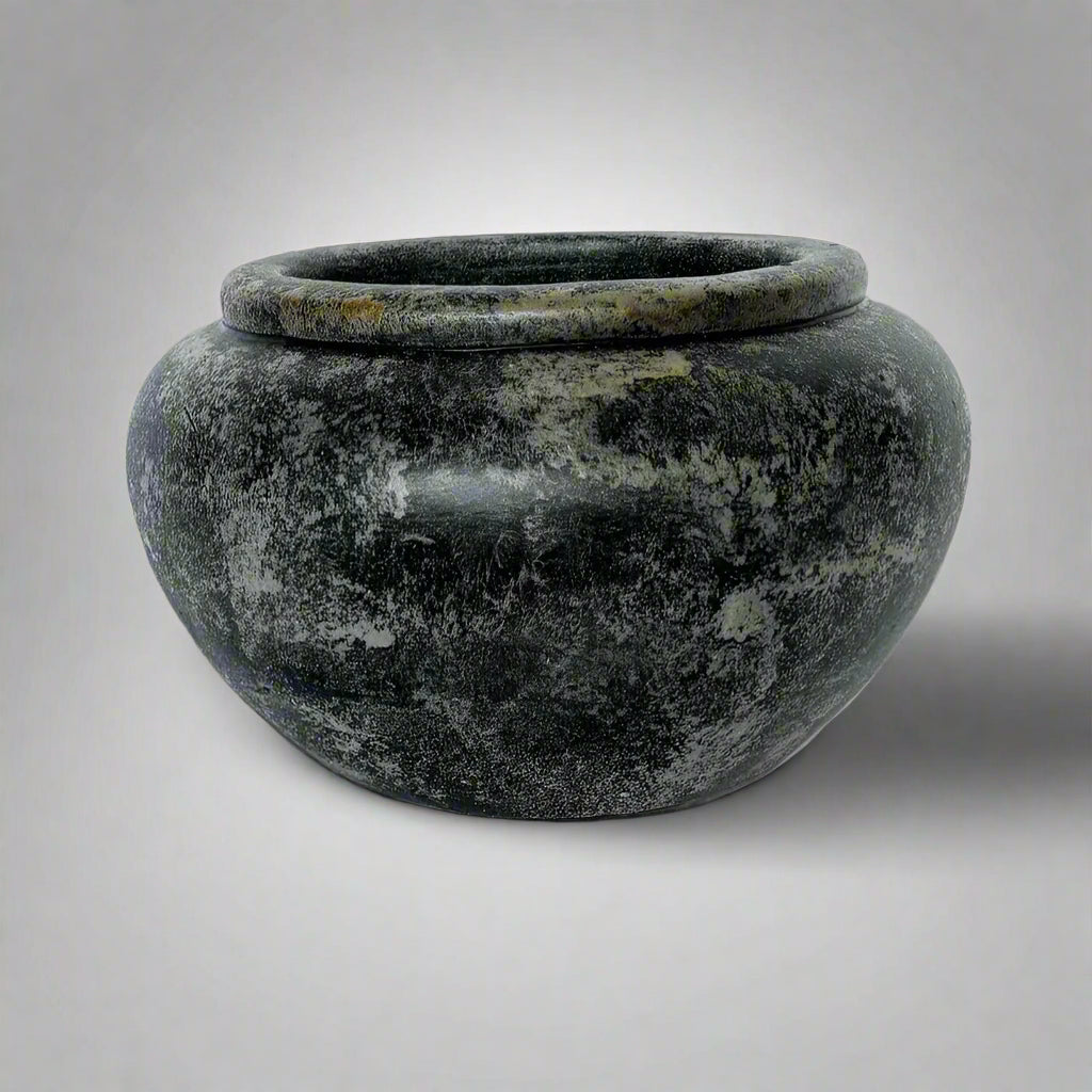 Toulouse Distressed Dark Grey Terracotta Pot