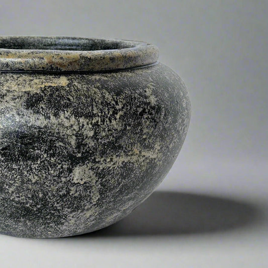 Toulouse Distressed Dark Grey Terracotta Pot