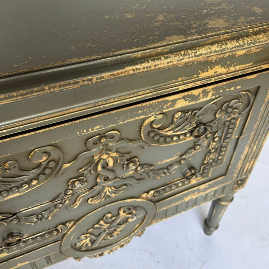 Daphne Mahogany Side Table