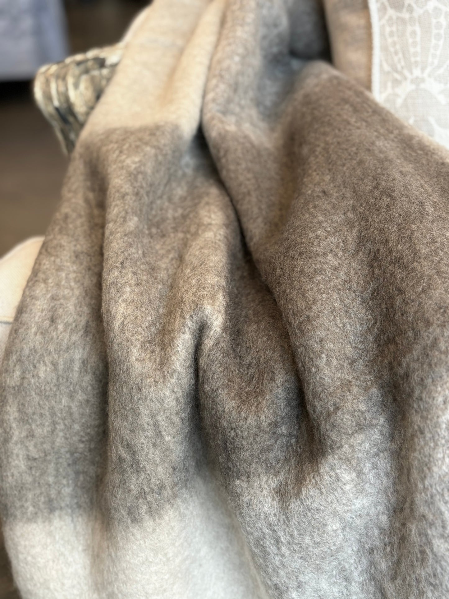 Experience the epitome of comfort and warmth with the luxurious Plaid Beige & Brown Throw. Featuring elegant tassels for added texture and sophistication, this throw adds personality to your bedding or sofa, perfectly complementing other textiles. The rich, inviting colours of grey and brown add depth and create a sense of cozy welcome in any space.