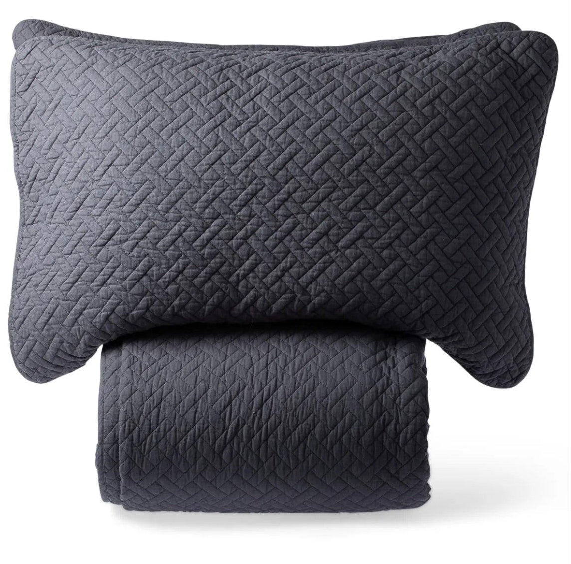 The Hugo Dark Grey Double Cross Quilt blends comfort and style with soft 100% cotton, a timeless pattern, and elegant tone. Machine washable.
