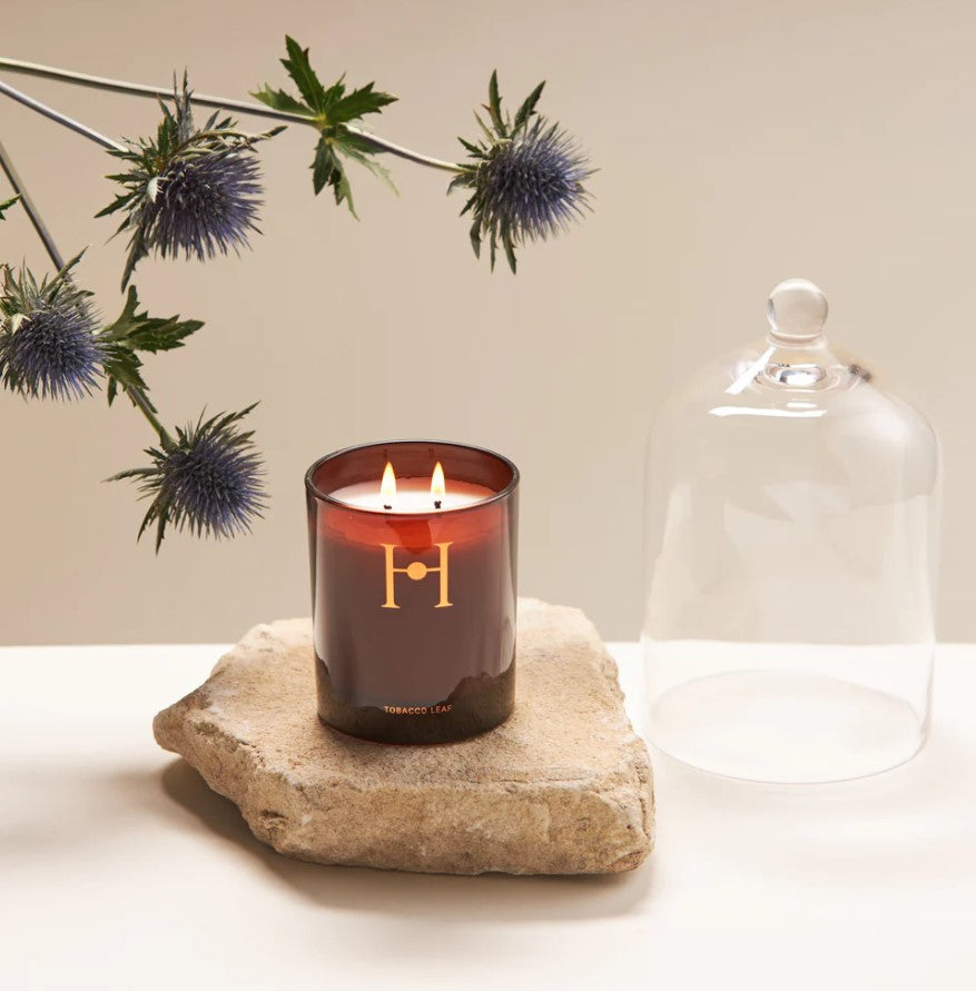 warm tobacco leaf candle & Bay Black Tumbler Paired with our innovative OpenWick technology Tobacco & Bay Leaf Candle