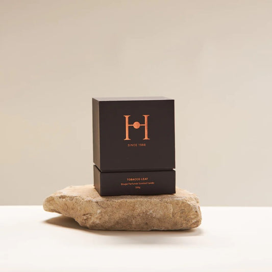 Tobacco Leaf Soya & Coconut Scented Candle