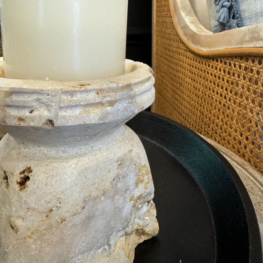 The Hand-carved Sienna Onyx Candle Holder is a stylish piece, perfect as a candle holder to provide softly diffused light for a soothing ambiance. Detail.