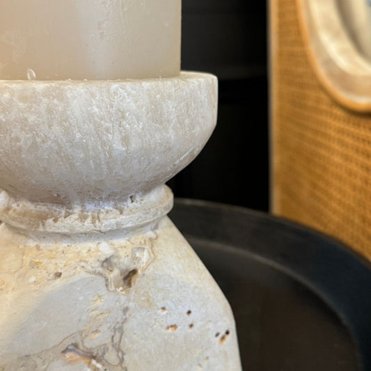 The Hand-carved Sorrento Onyx Candle Holder is a stylish piece, perfect as a candle holder to provide softly diffused light for a soothing ambiance. Styled detail.