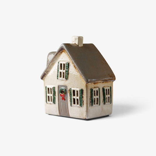 Nordgard Villa with Bow Wreath