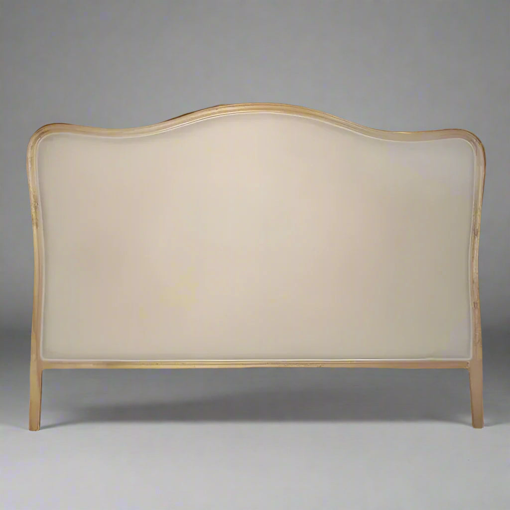 Upgrade your bedroom with the timeless elegance of our scalloped linen and oak headboard - the perfect addition for a truly luxurious haven. Front
