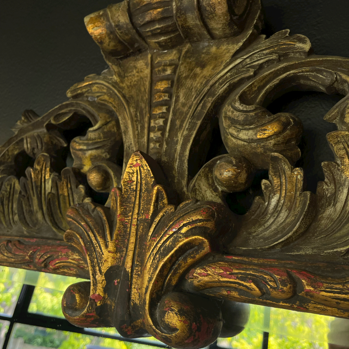 The striking architectural detail of this imposing and grand vintage full length mirror make it a stunning centre piece. Elegantly handcarved to enhance the elegant composition of this dramatic statement piece. Detail
