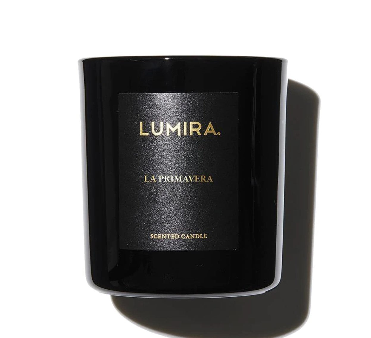 La Primavera luxury scented candle by LUMIRA boasts a gorgeous bouquet of jasmine, rose leaf, lily and patchouli supported by a powdery cashmere musk, creating a romantic tribute to Italy’s ‘City of Flowers’ and an alluring fragrance for all occasions. Sustainably sourced fine fragrances infused in soy wax that will enhance any space, presented in a beautiful recyclable vessel. 300g | approximately 80 hour burn time