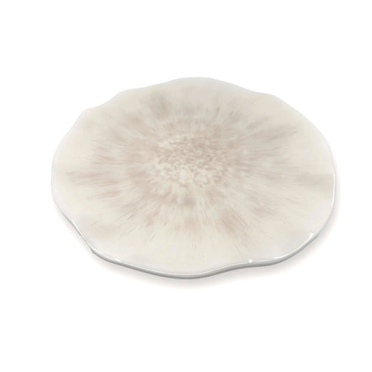 This elegant ivory melamine plate&nbsp;brings refined simplicity to your table. Crafted for durability without compromising on style, it transitions seamlessly from casual weeknight dinners to curated entertaining moments. The neutral palette pairs effortlessly with any tableware collection, while the practical melamine material withstands daily use and outdoor settings. Whether hosting al fresco dinners or casual family meals, this plate delivers timeless elegance without compromise.