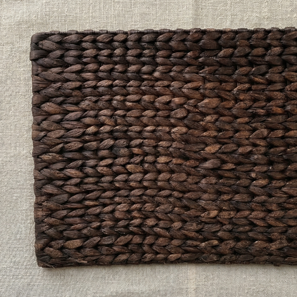 Antique Brown Water Hyacinth Table Runner