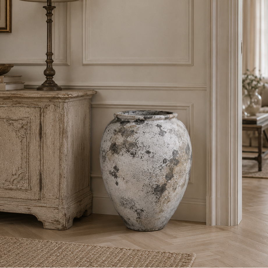 Rocco White & Grey Distressed Pot