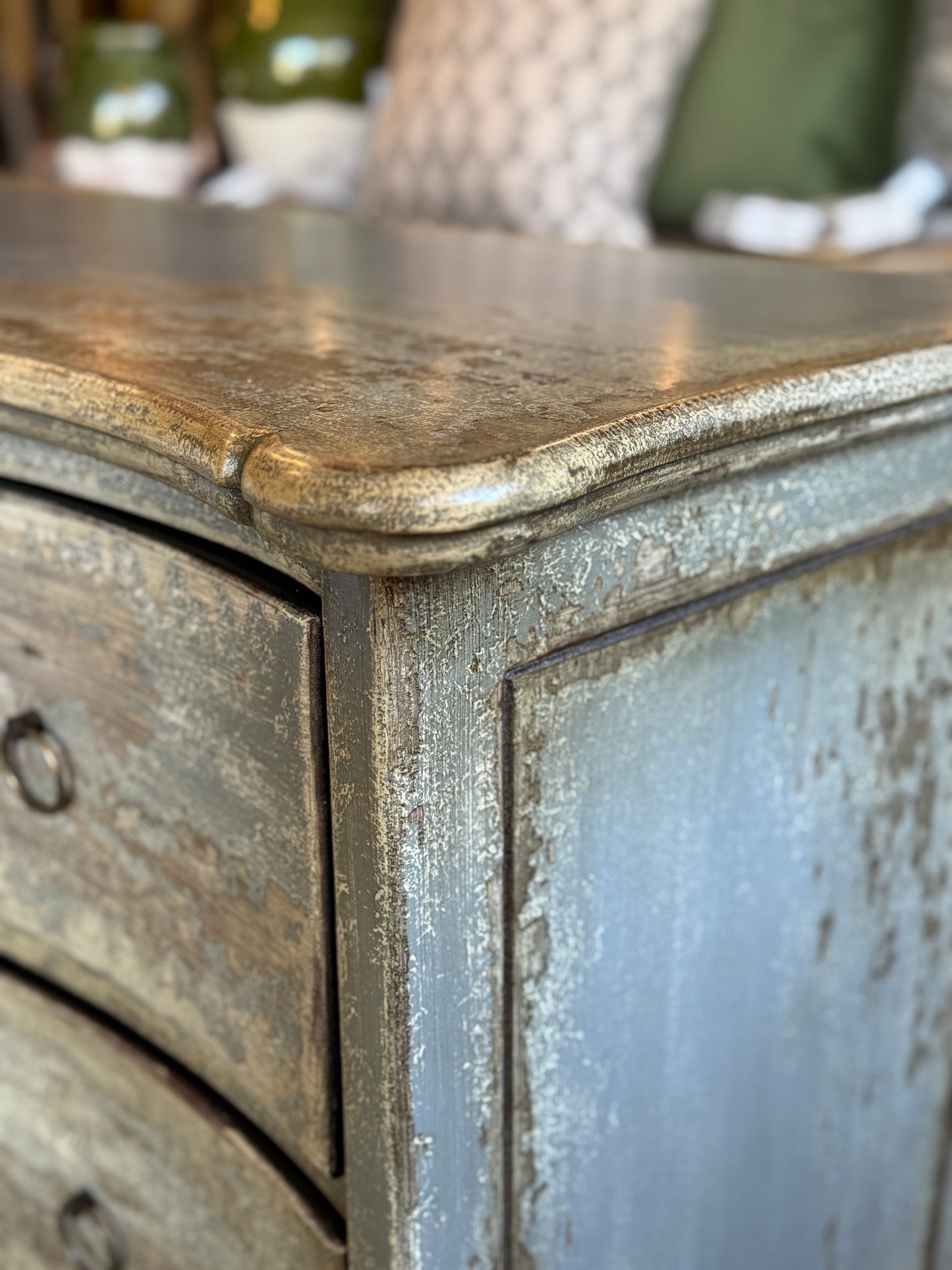 Bourges Distressed 3 Drawer Dresser