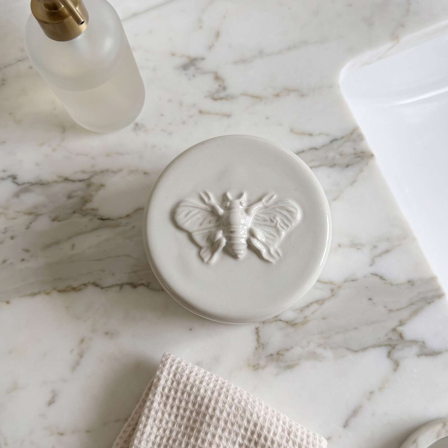 Ceramic Bee Blessing Jar With Lid - Small