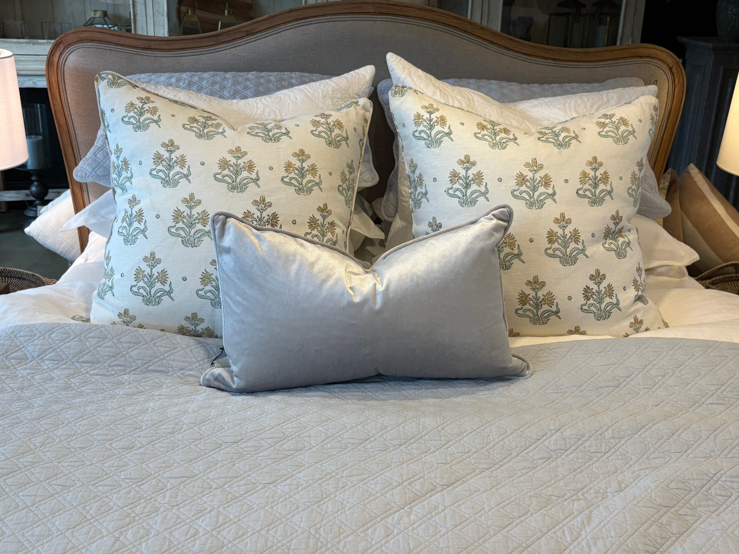 Marseilles Double Diamond 100% Cotton Queen Size Quilt - Sky Blue