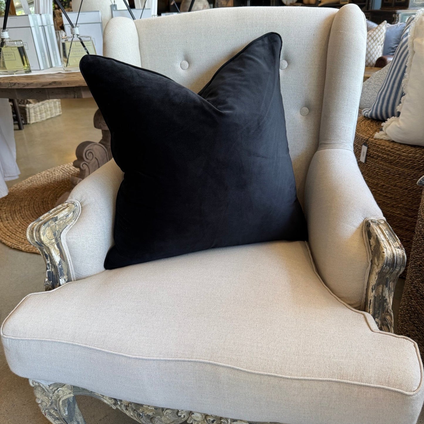 Experience the luxurious modern lifestyle with our Nude Velvet Cushion. This stunning cushion is filled with soft feather inserts and boasts a hidden zipper on the side.

Machine washable on a delicate cycle.