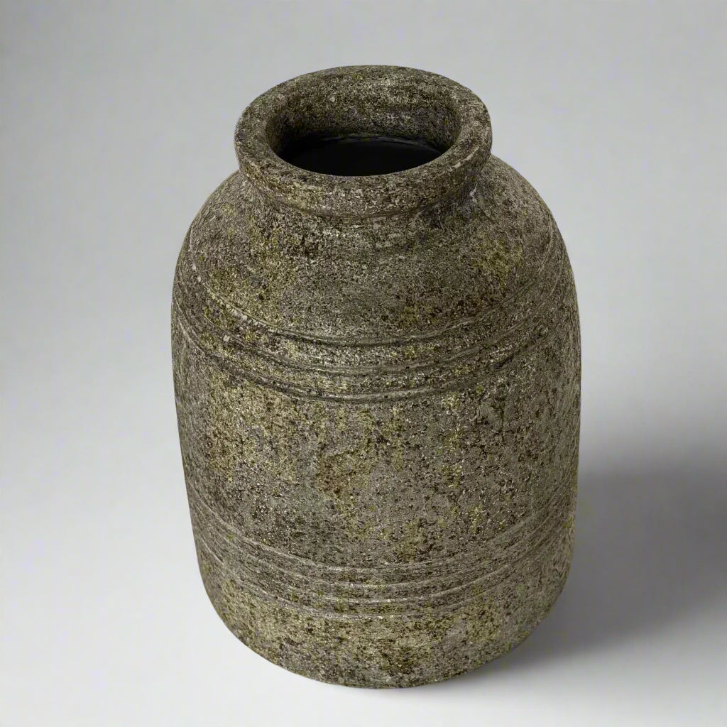 Pedesaan Distressed Grey & Cream Terracotta Vase