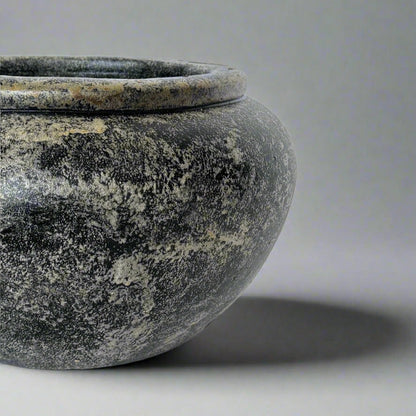 Toulouse Distressed Dark Grey Terracotta Pot