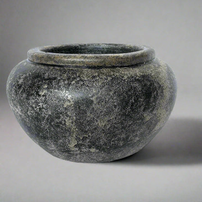 Toulouse Distressed Dark Grey Terracotta Pot