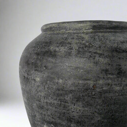 Marcello Distressed Dark Grey Terracotta Pot
