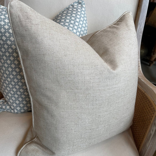 Experience maximum comfort with the timeless Warwick Husk Linen & Cotton Cushion, crafted using a reliable linen & cotton blend fabric from Warwick Fabrics. Its lavish feather insert and classic design make it the perfect addition to any cushion ensemble.