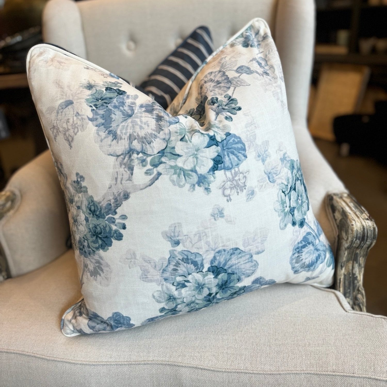 Experience ultimate comfort with the luxurious Vintage Ivory and Blue Geranium Floral Cushion. The exquisite and delicate pattern, combined with the beautiful light blue floral motif on a backdrop of ivory, creates a truly unique and luxurious piece. And with the feather insert included, you can enjoy the utmost comfort while adding a touch of elegance to any room.