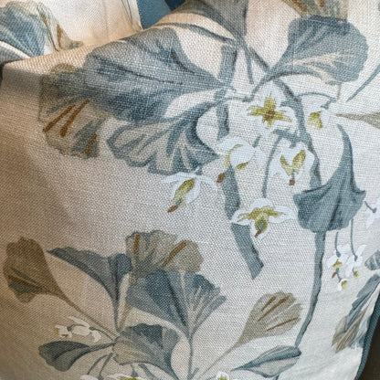 Séraphine Floral Cushion