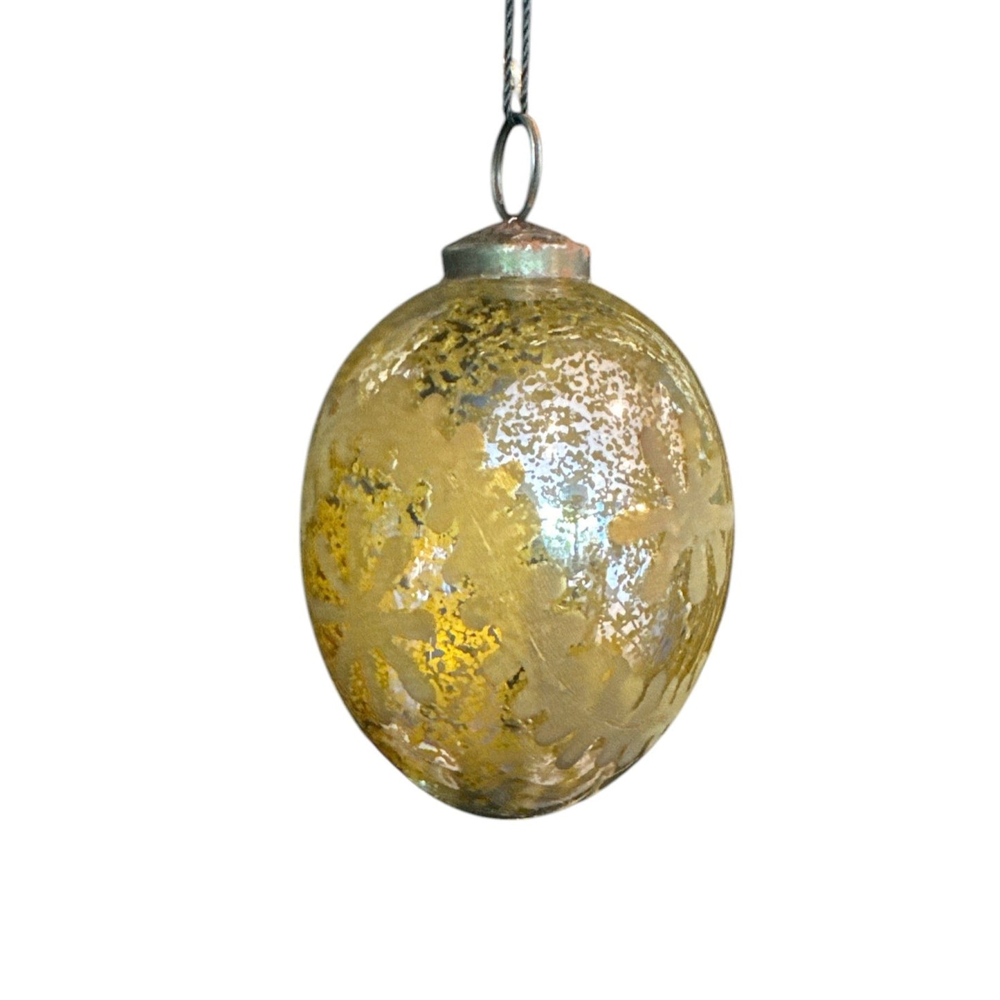 Experience effortless elegance with the Emerald Satin Hanging Christmas Ball. Crafted from glass and finished in a vibrant hue, this ornament adds depth and vibrancy to your holiday decor.