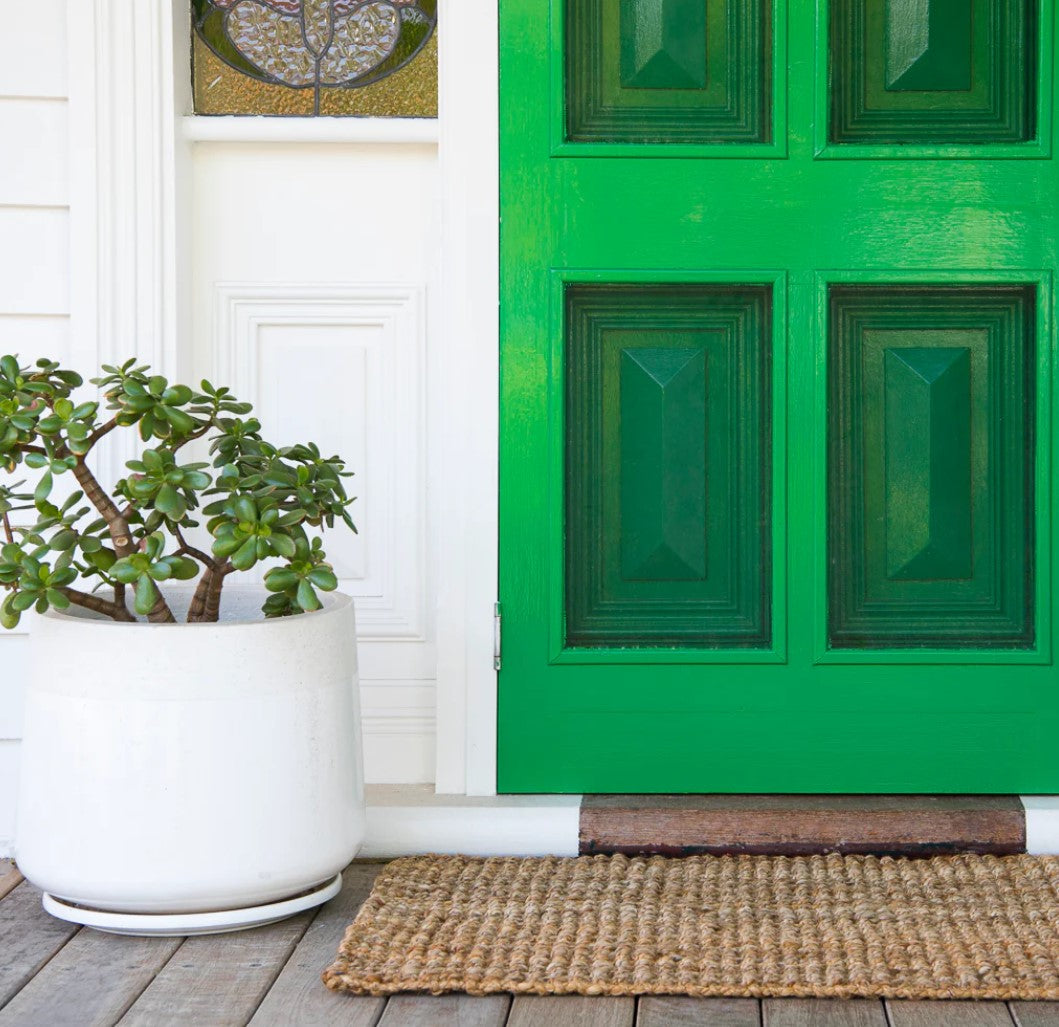 The Natural Jute Mat is made from sustainable jute fibre, which adds a relaxed, textural feel to any home or outdoor space. The chunky weave ensures durability and strength, while providing a comfortable, soft underfoot. Each mat is one of a kind, featuring tonal variations due to its organic and natural materials. 