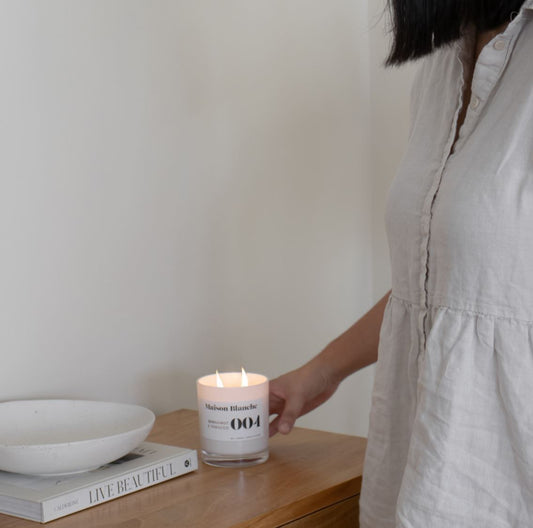 Bergamot & Tobacco Soy Scented Candle - Large