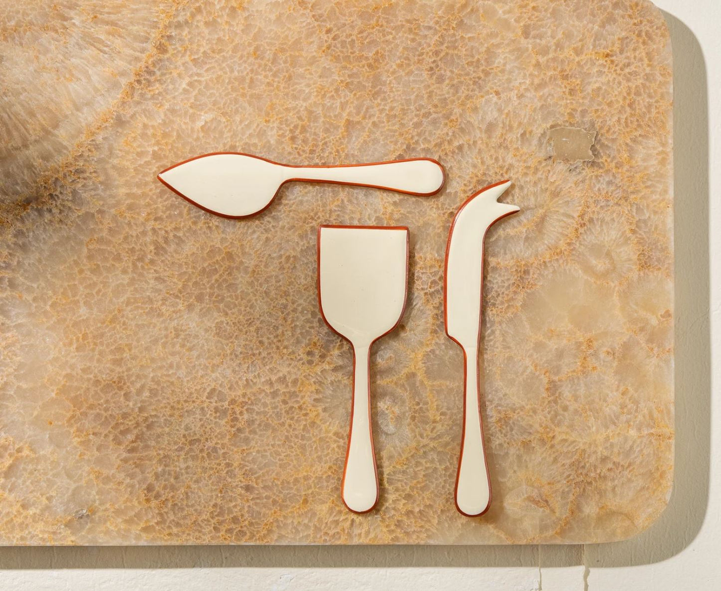 Alder Cream Enamel Cheese Set