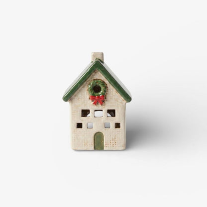 Nordgard Cottage with Bow Wreath styled