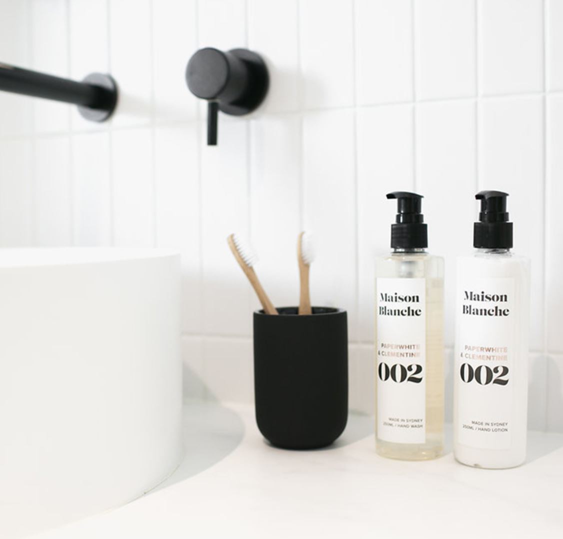 002 Paperwhite & Clementine Hand Wash