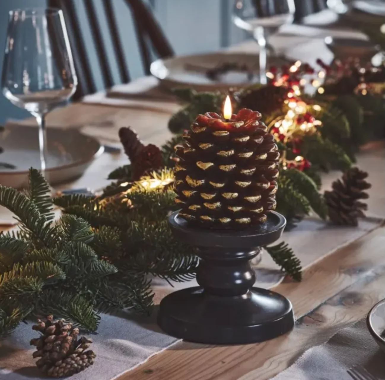 Pinecone Warm White LED Flame Candle