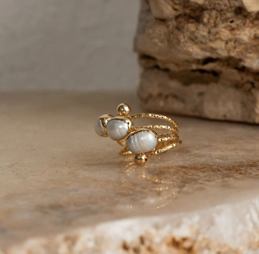 Xinia Trio Pearl Ring