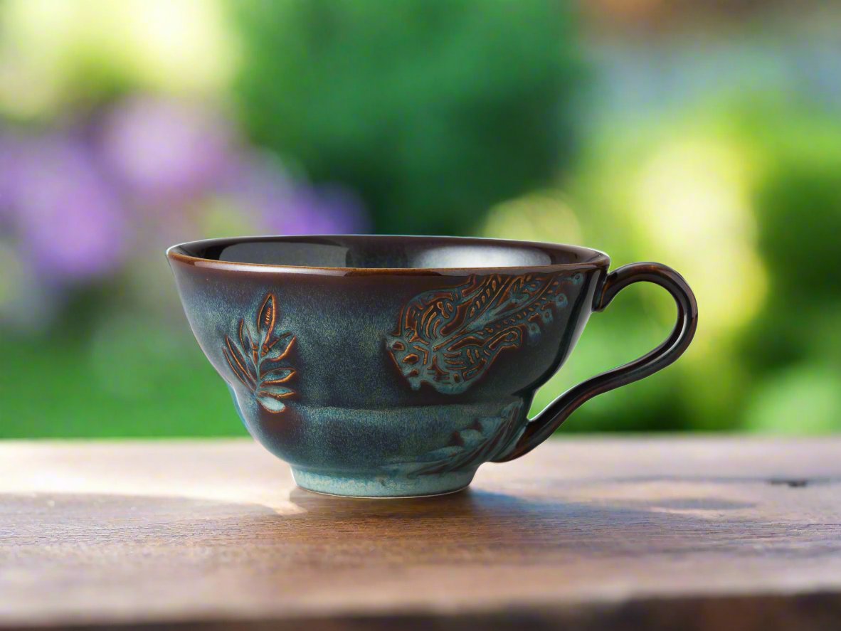 Arabesque Cup With Handle Fig