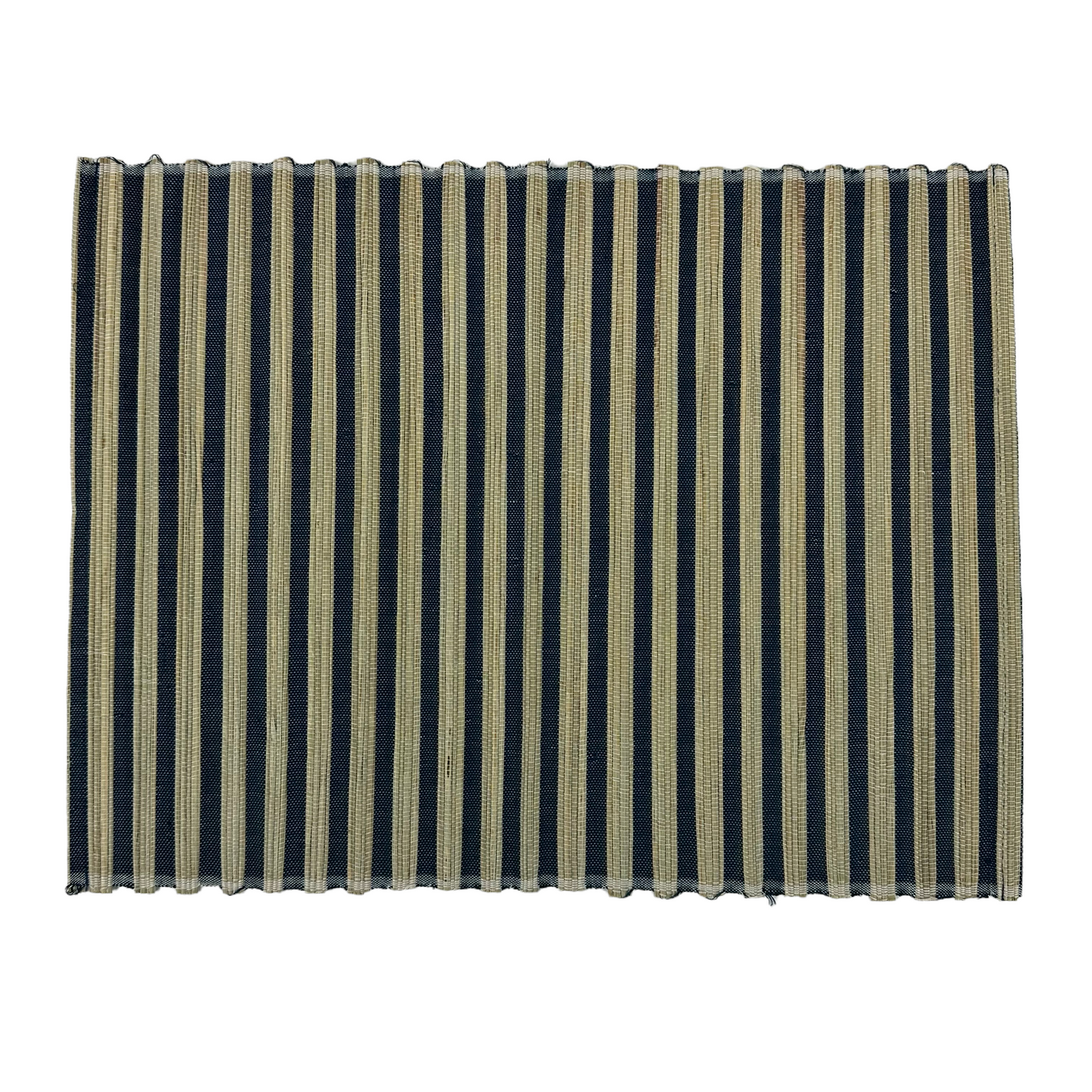 The Handwoven Diah Water Hyacinth Navy & Natural Striped Placemat - Set Of 4 are sure to elevate any table setting. Crafted from Water Hyacinth with a classic pattern, they can easily fit into many palettes, while providing protection to your tabletops.