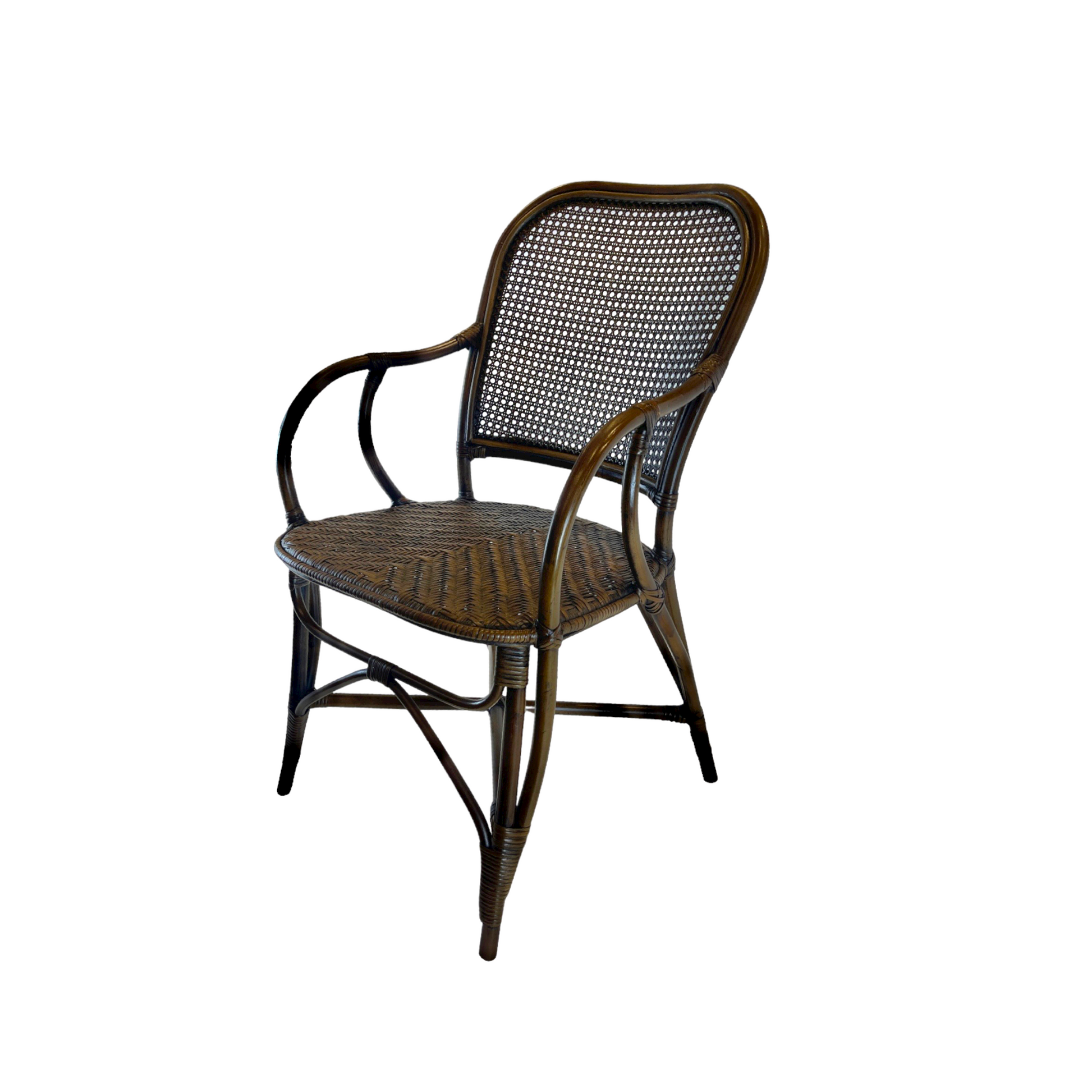 Constructed with an impressive antique finished bamboo frame, the Baik Chair has been designed with a comfortable rattan backing and a natural woven seat to provide maximum support while being stylish and chic. Front