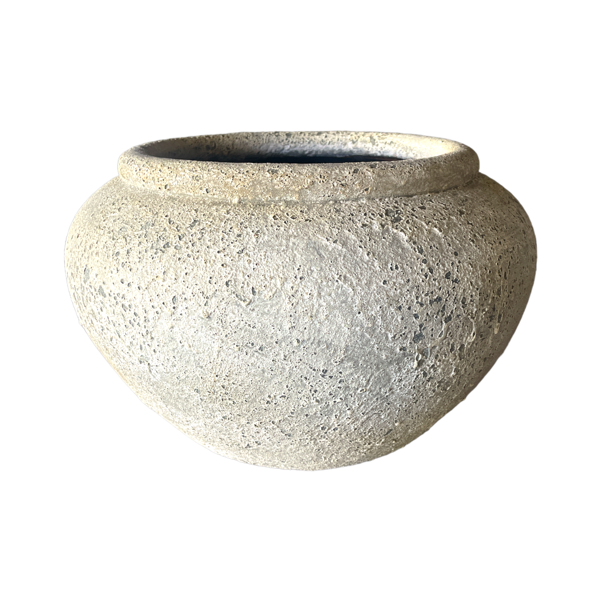 Featuring a timeless, conventional design, the Toulouse Pot boasts a rustic, minimalistic appearance that adds charm to any space.