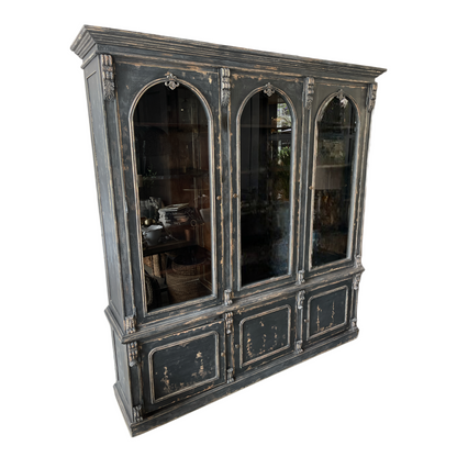 Our Aquitaine Display Cabinet showcase is a wonderful example of a popular traditional French design. This piece features 3 glass doors on top of 3 cupboards. Crafted from solid mahogany and hand finished with a light patina. Front